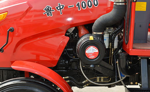 AG视讯-1000型拖拉机